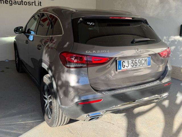 MERCEDES-BENZ GLA 220 usata, con Autoradio