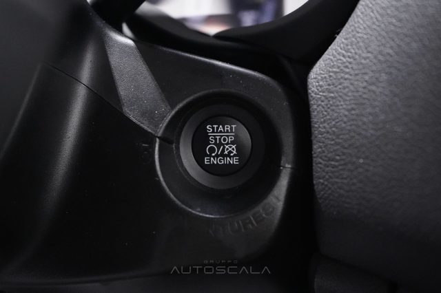 JEEP Renegade usata, con USB