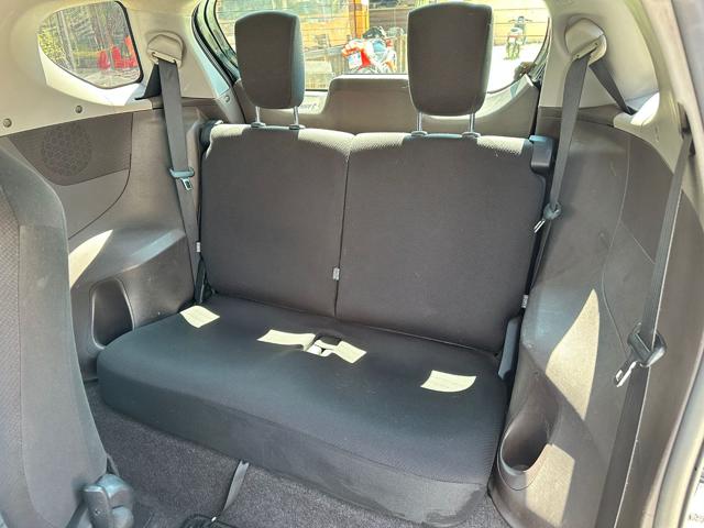 TOYOTA iQ usata, con Lettore CD