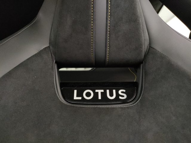 LOTUS Emira usata, con Touch screen