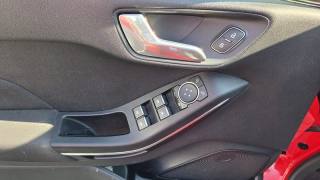 FORD Fiesta usata, con Touch screen