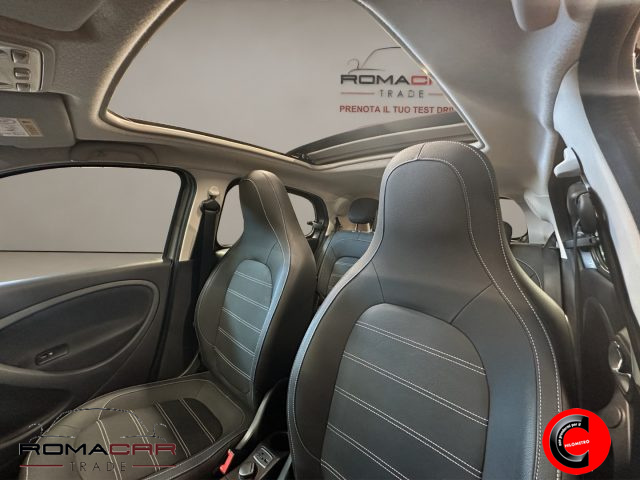 SMART ForFour usata, con Park Distance Control