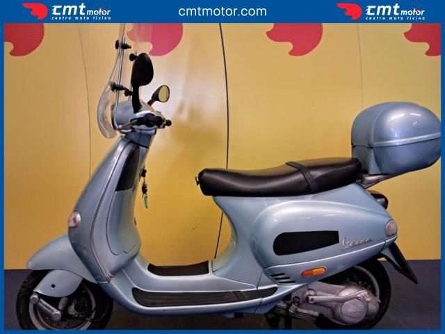 PIAGGIO Vespa 125 ET4 usata 4