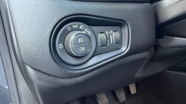 JEEP Renegade usata, con Controllo trazione
