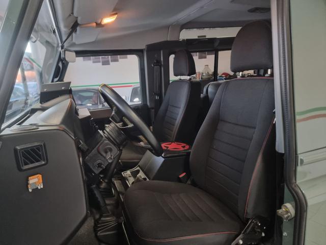 LAND ROVER Defender usata, con Trazione integrale