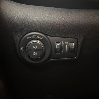 JEEP Compass usata, con Bracciolo