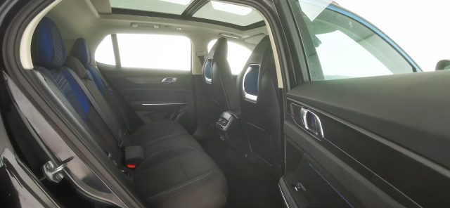 LYNK & CO 01 usata, con Limitatore di velocità