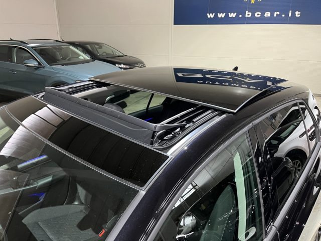 VOLKSWAGEN Golf usata, con Autoradio