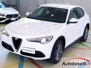 ALFA ROMEO Stelvio usata, con Specchietti laterali elettrici