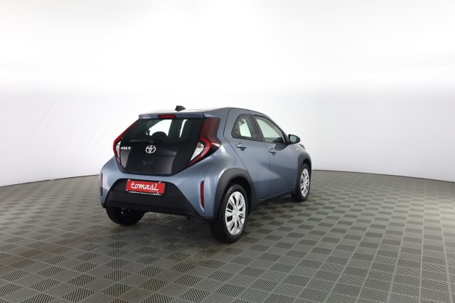 TOYOTA Aygo X usata 3