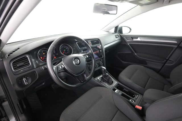 VOLKSWAGEN Golf usata 1