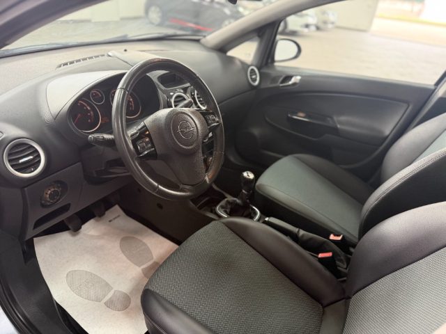 OPEL Corsa usata, con Cruise Control