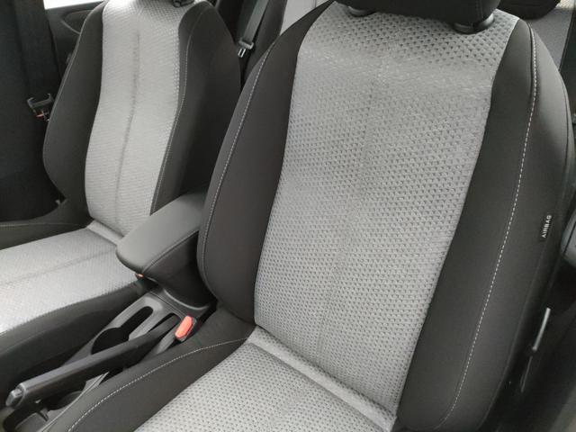 OPEL Corsa usata, con Cruise Control