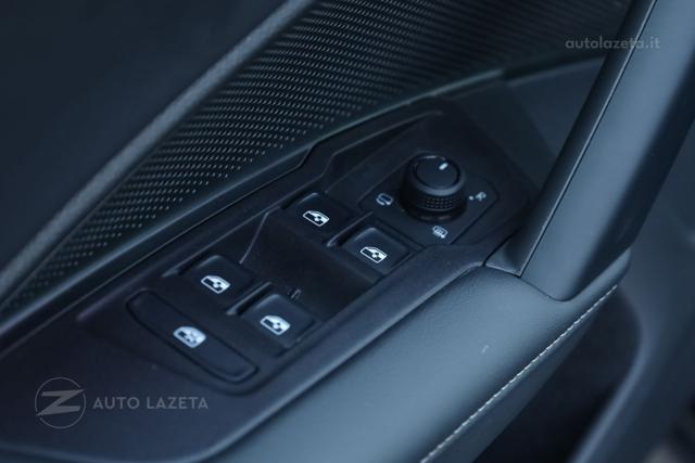 VOLKSWAGEN Tayron usata, con Luce d
