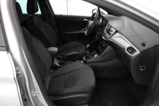 OPEL Astra usata, con Autoradio digitale