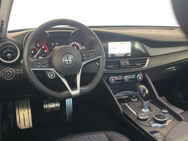 ALFA ROMEO Giulia usata, con Climatizzatore