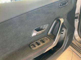 MERCEDES-BENZ A 250 usata, con Sedili riscaldati