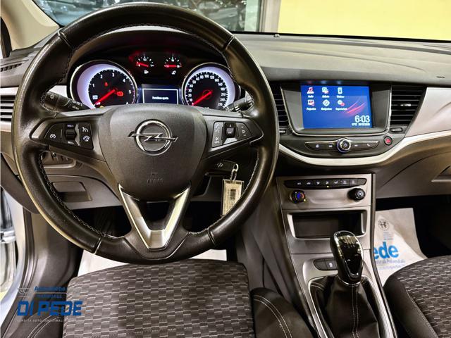 OPEL Astra usata, con Volante in pelle
