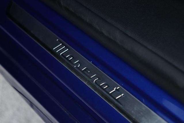 MASERATI Grecale usata, con Tettuccio apribile