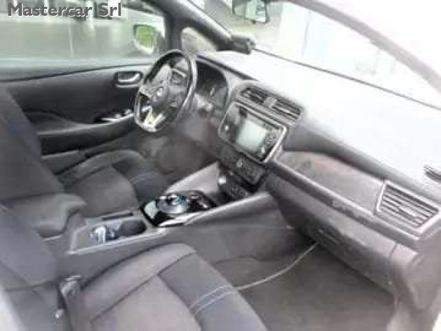 NISSAN Leaf usata, con Climatizzatore