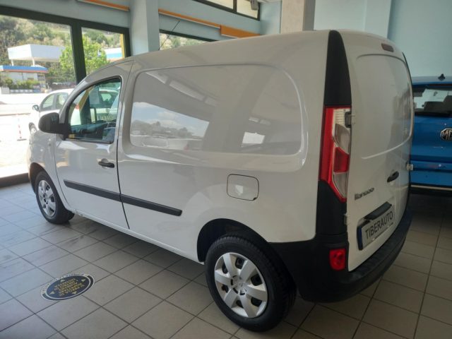 RENAULT Kangoo usata, con Autoradio