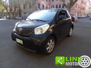 TOYOTA iQ usata 21