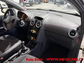 OPEL Corsa usata, con Servosterzo