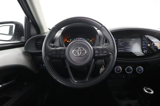 TOYOTA Aygo X usata 5
