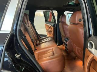 PORSCHE Cayenne usata, con Specchietti laterali elettrici