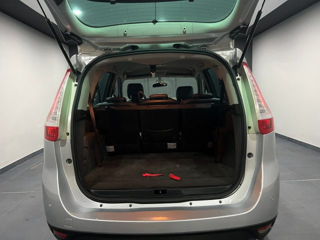 RENAULT Scenic usata, con Cruise Control