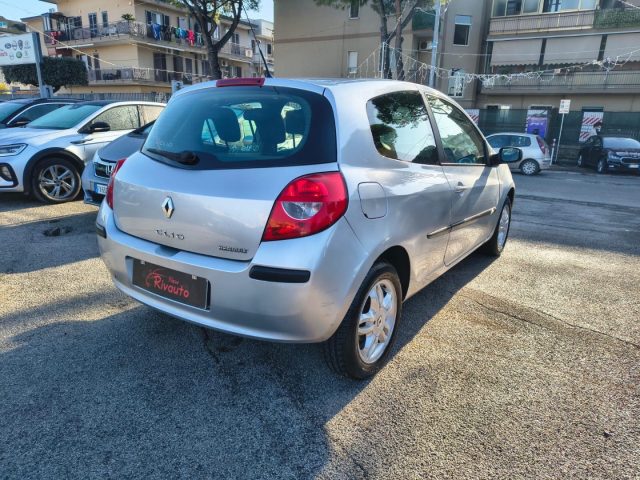 RENAULT Clio usata, con Antifurto