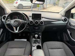 MERCEDES-BENZ B 180 usata, con Controllo trazione