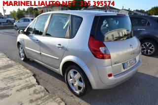 RENAULT Scenic usata, con Autoradio