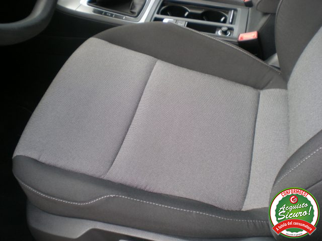 VOLKSWAGEN Golf usata 15