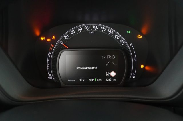 TOYOTA Aygo X usata 6