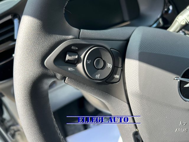 OPEL Corsa usata, con Sensori di parcheggio posteriori