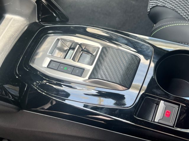 PEUGEOT 2008 usata, con Vivavoce