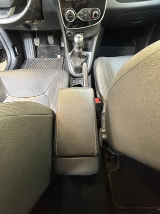 RENAULT Clio usata, con Interni in pelle