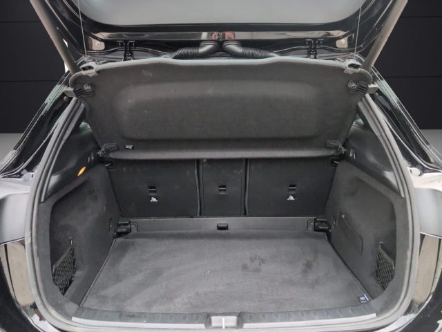MERCEDES-BENZ GLA 200 usata, con Alzacristalli elettrici