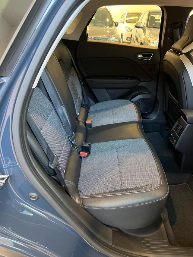 RENAULT Captur usata, con Volante multifunzione