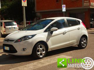 FORD Fiesta usata, con ABS