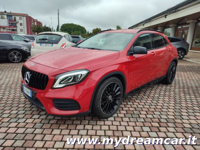 MERCEDES-BENZ GLA 200 usata, con Airbag