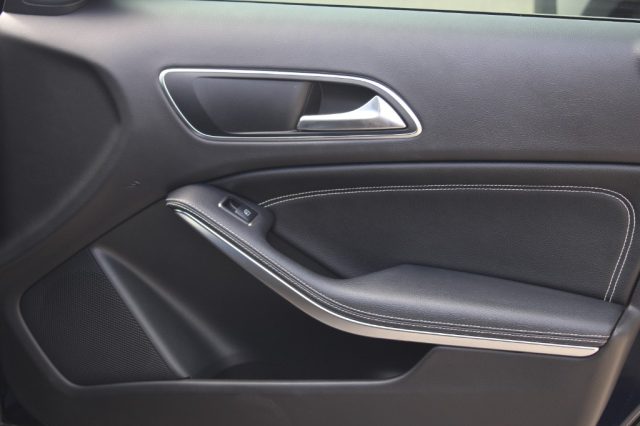 MERCEDES-BENZ GLA 200 usata, con Controllo trazione