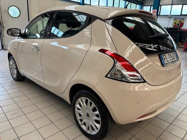 LANCIA Ypsilon usata, con Chiusura centralizzata