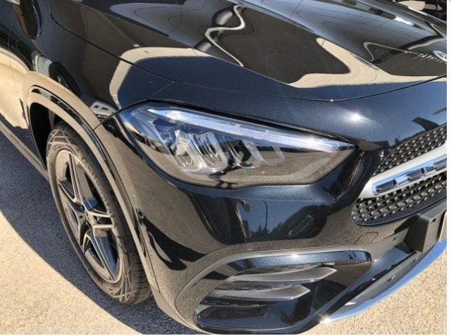 MERCEDES-BENZ GLA 200 usata, con Airbag laterali
