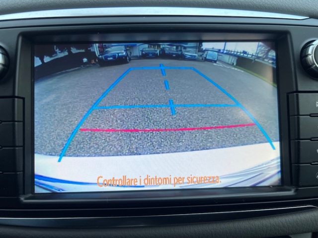 TOYOTA Yaris usata, con Servosterzo