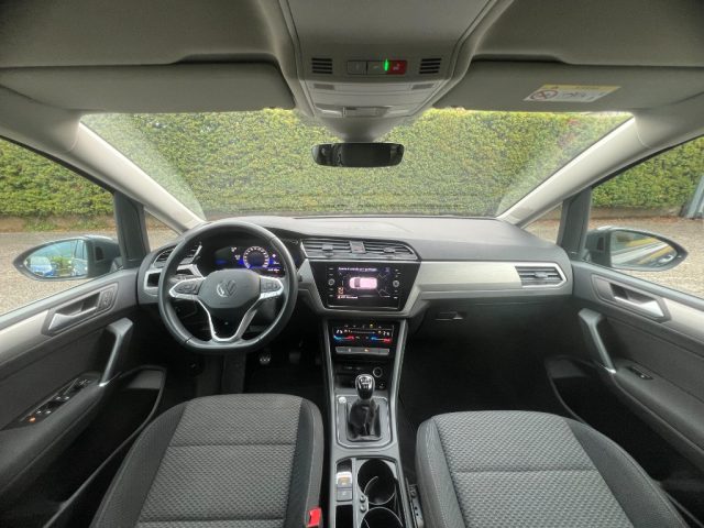 VOLKSWAGEN Touran usata, con Controllo automatico clima
