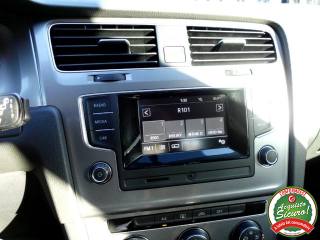 VOLKSWAGEN Golf usata, con Frenata d