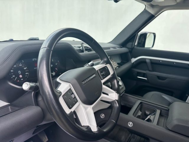 LAND ROVER Defender usata, con Autoradio
