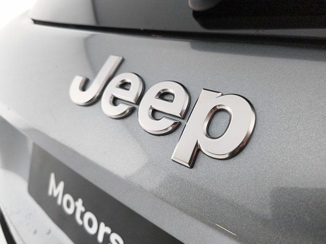 JEEP Avenger usata, con USB